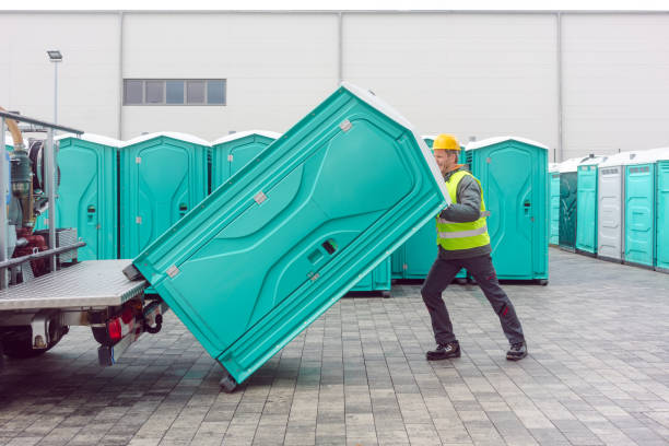 Best Portable restroom trailer rental  in Daytona Beach Shores, FL